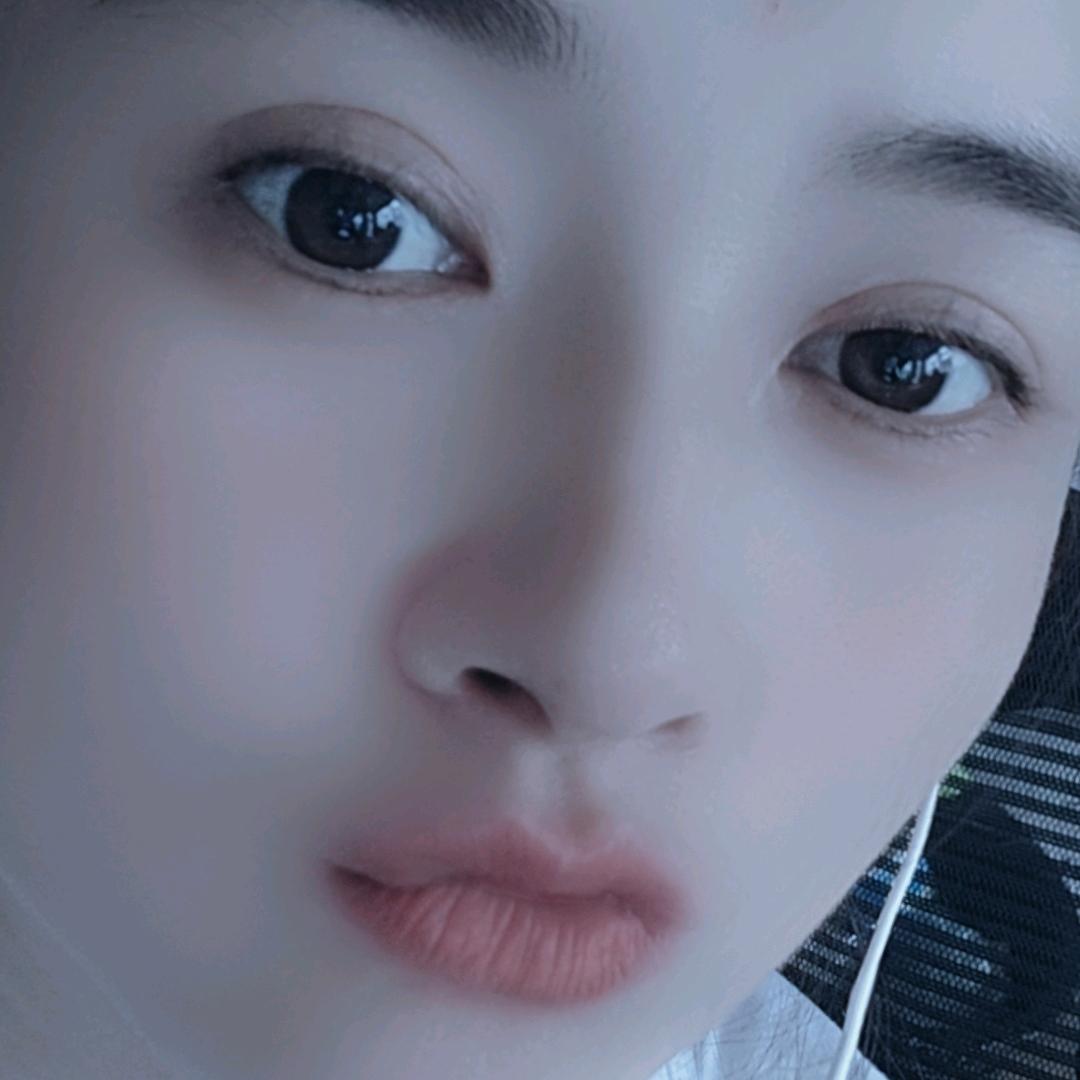 格格 《爱生活》
