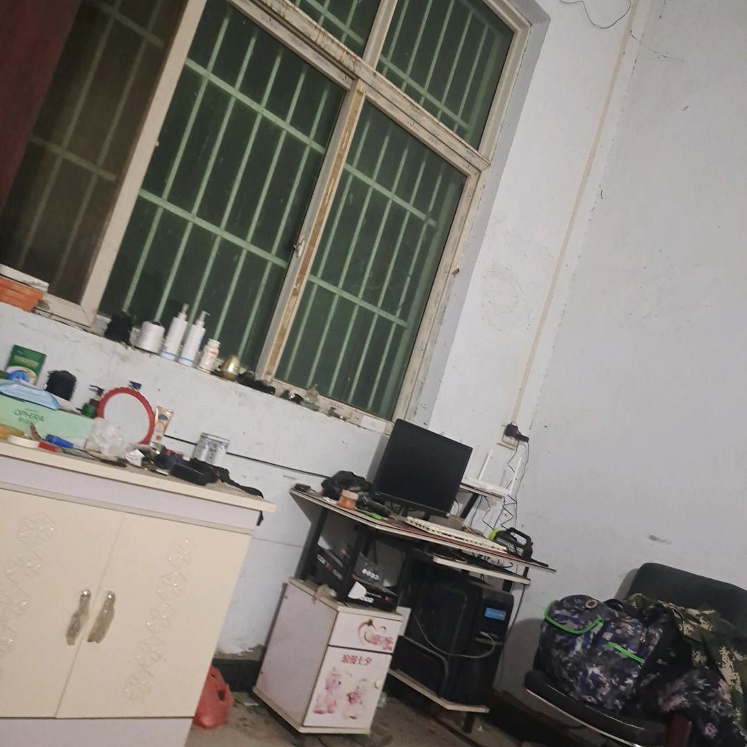 王强