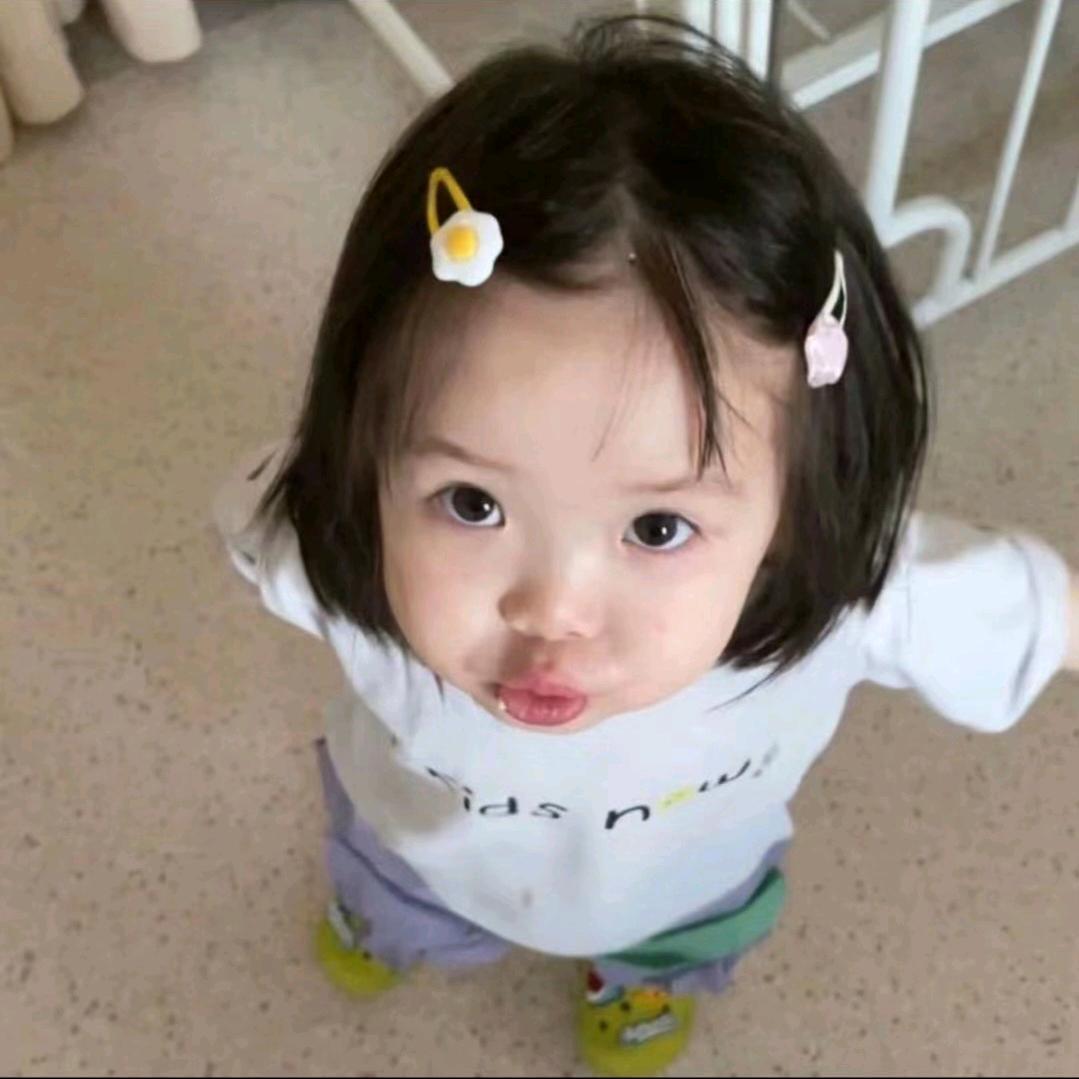 -爱吃汉堡包🍔