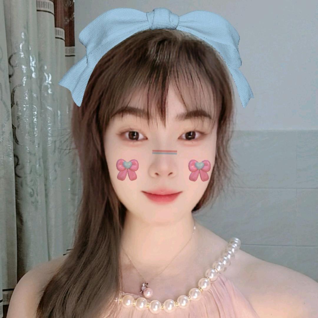易多米🎤(每晚9:18开播)