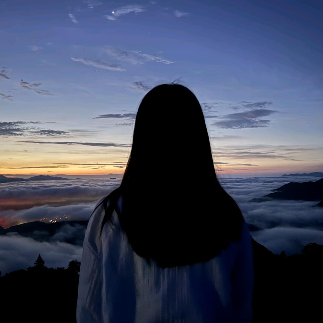 ℳ̶̶̶̶♡̶҉.晚风与你ℳᥫᩣ