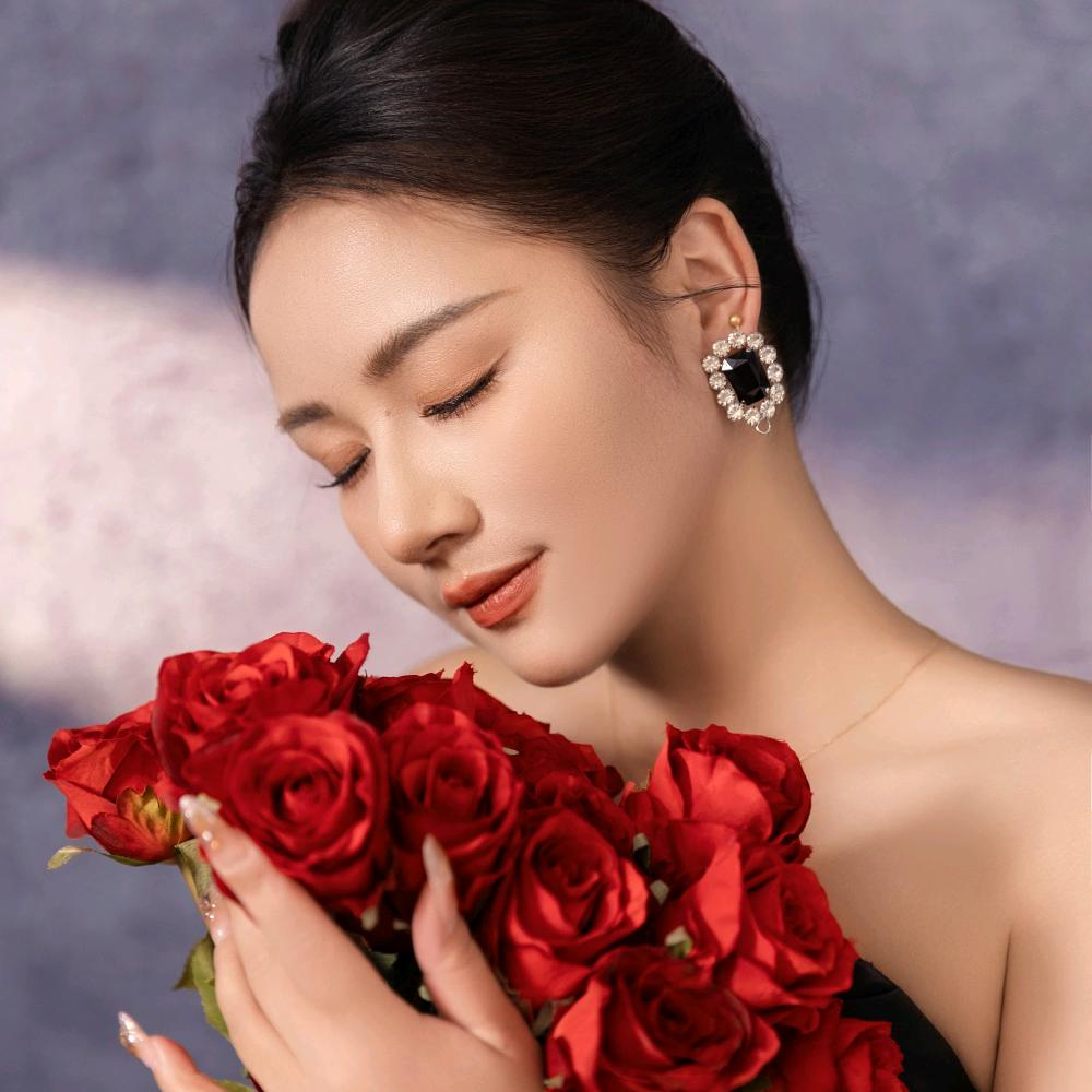 小瑷🎤(经典老歌)