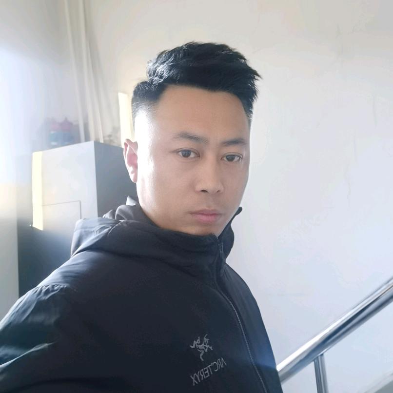 公主岭泓泰汽修钣喷中心