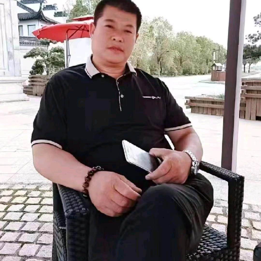 工地大食堂岳龙