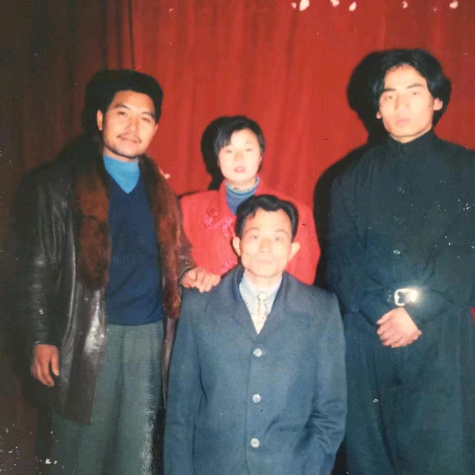 万里平川豹哥