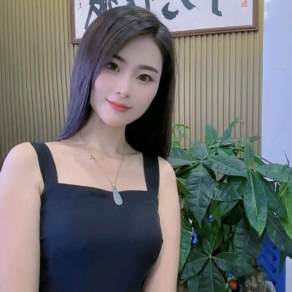 琪  琪