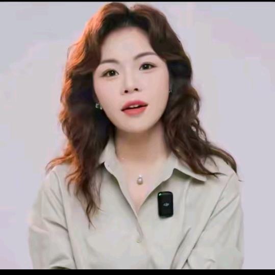 几里与麻（分享穿搭）