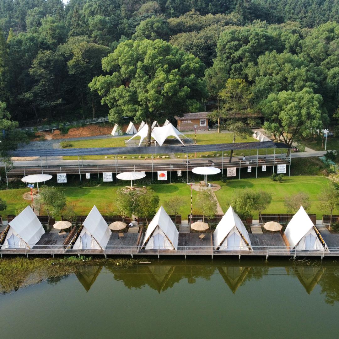 凤凰湾木屋民宿+垂钓+度假+亲子