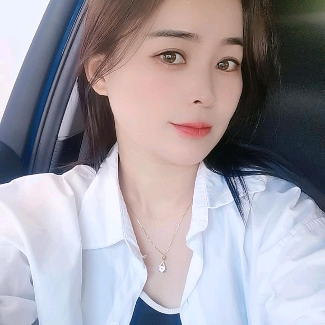 界首房产丽丽