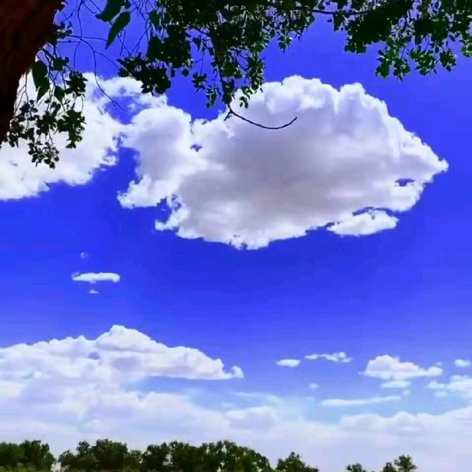 蓝天白云