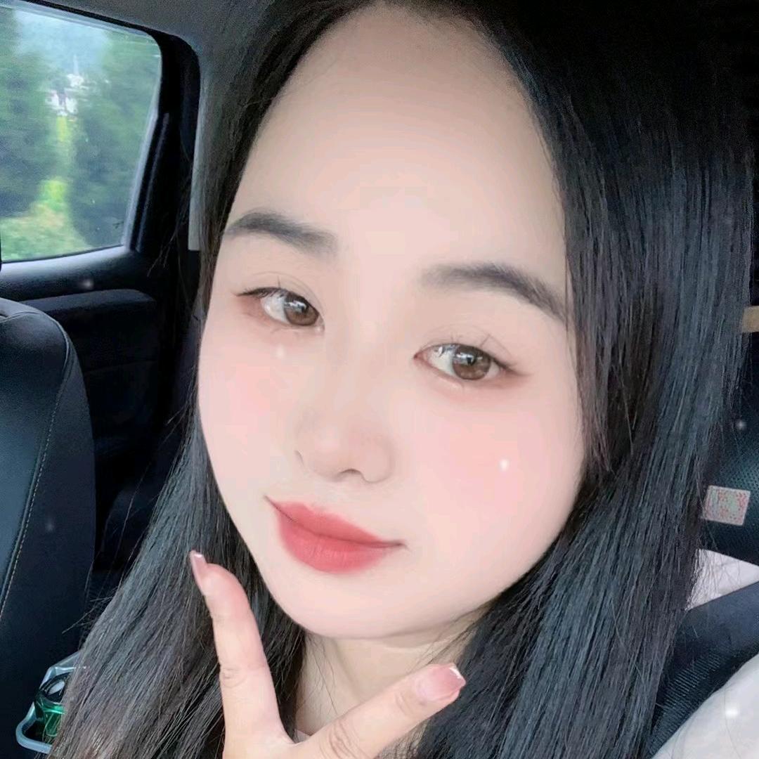 ᥫᩣ°恒泰珠珠࿐（卖手机的小姐姐）