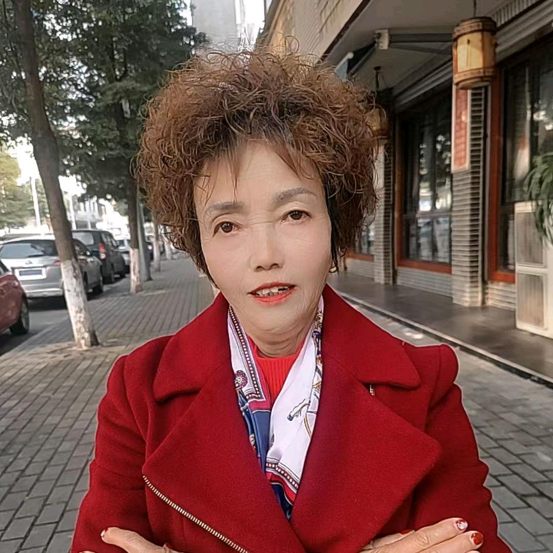 萍水n每天晚上18点10分