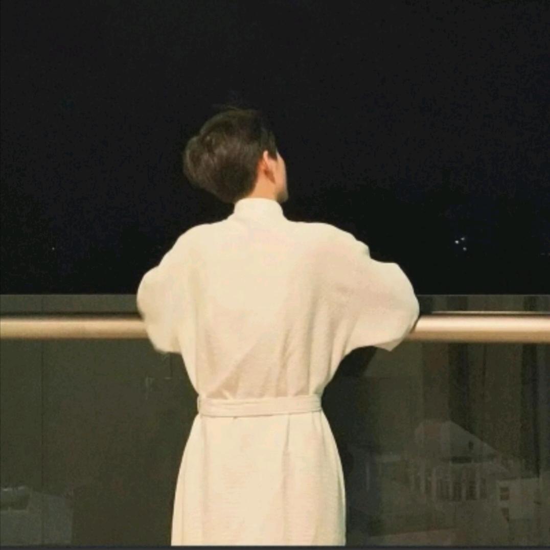 ঞ兜李有糖🍬ℒℴѵℯ