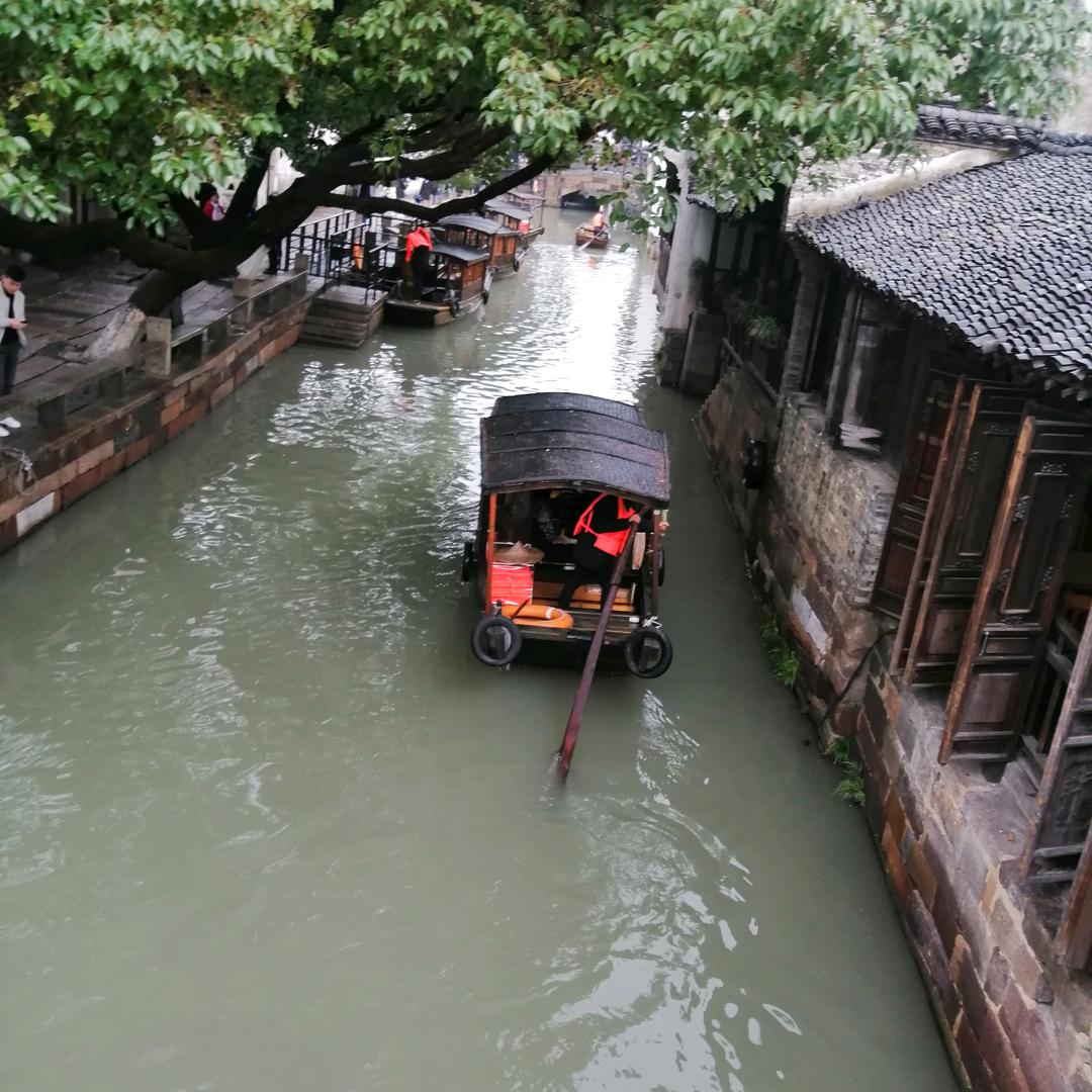 小王