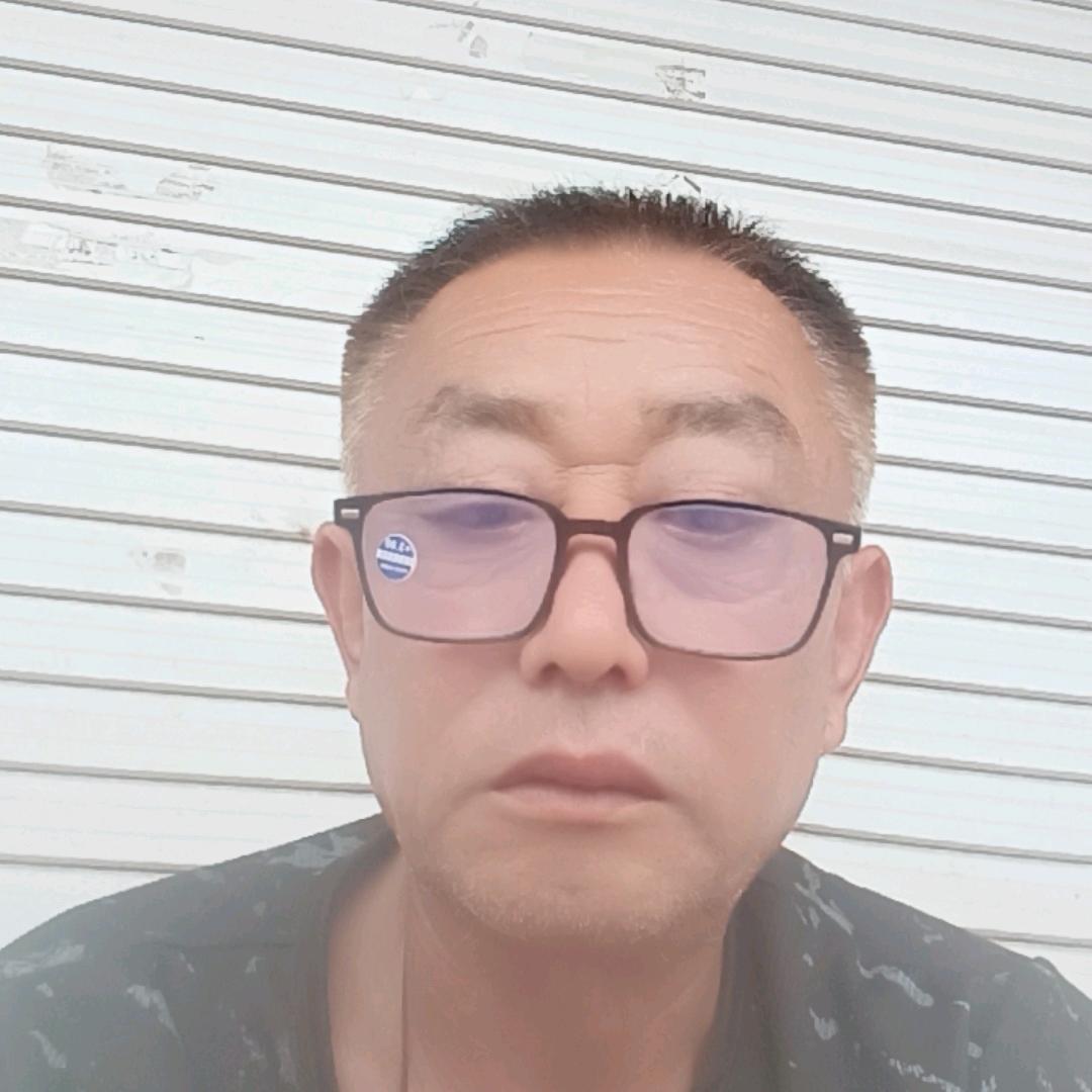 不忘初心，为民服务