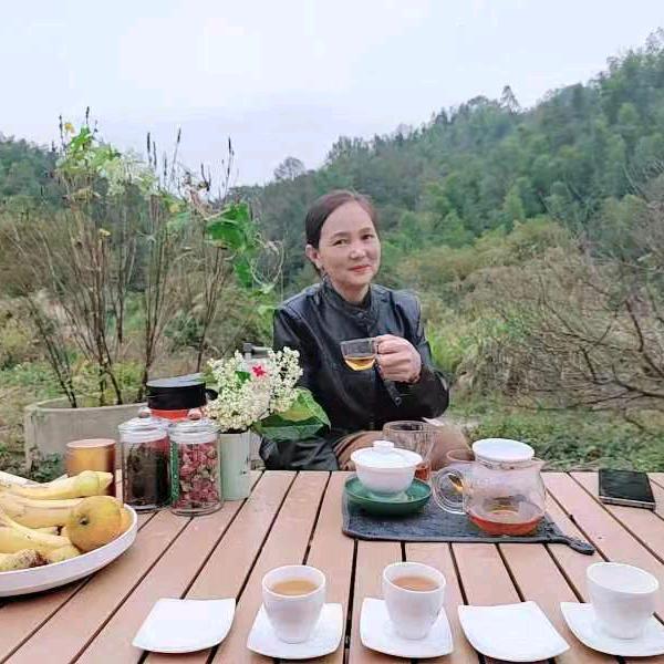 郑秀英