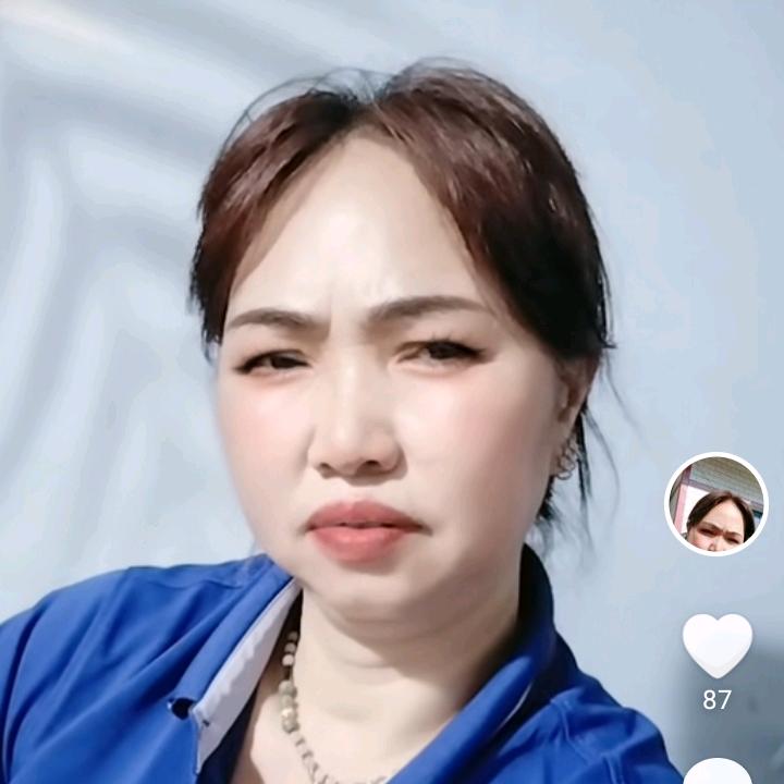模模糊糊混日子