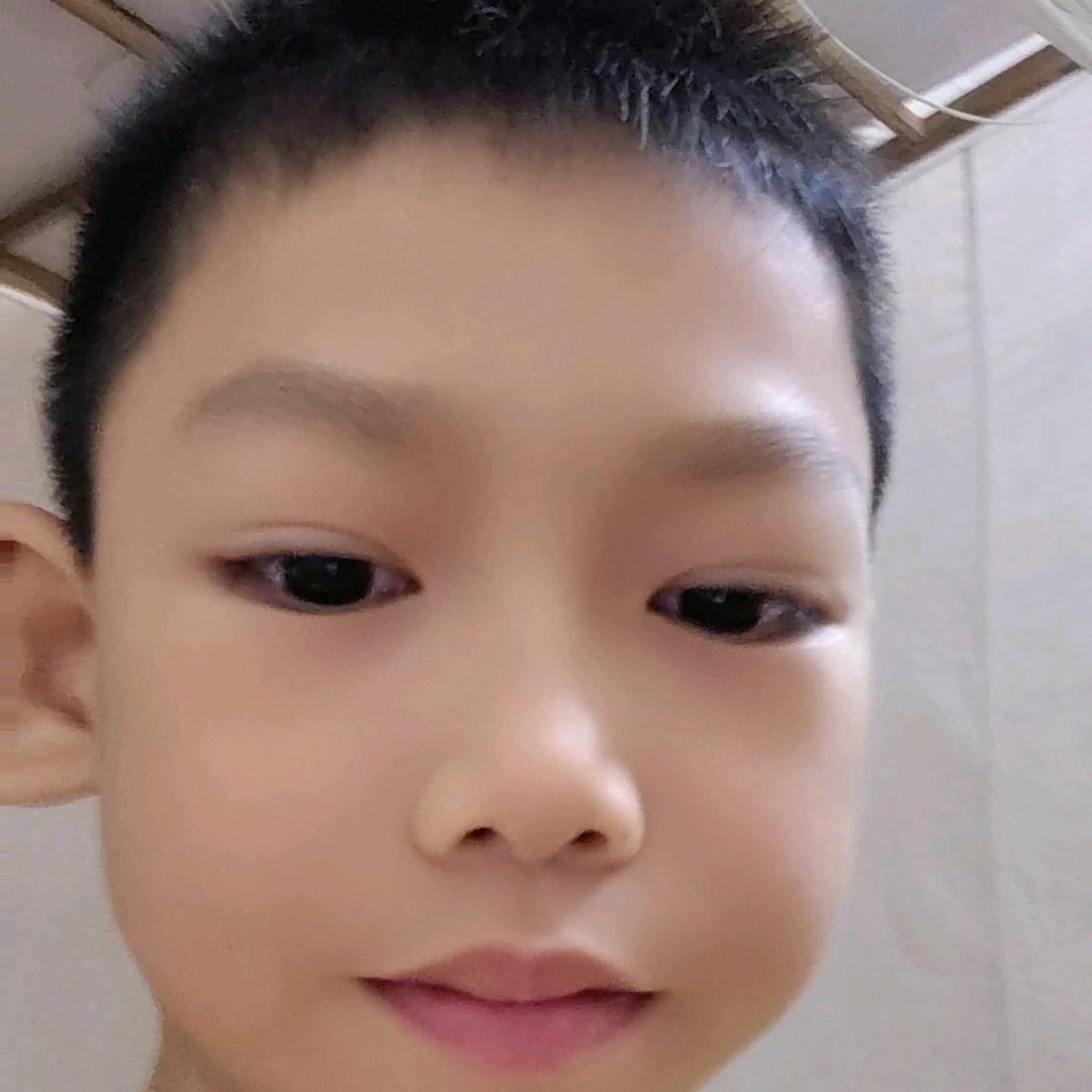 合江村小学一年级朱裕