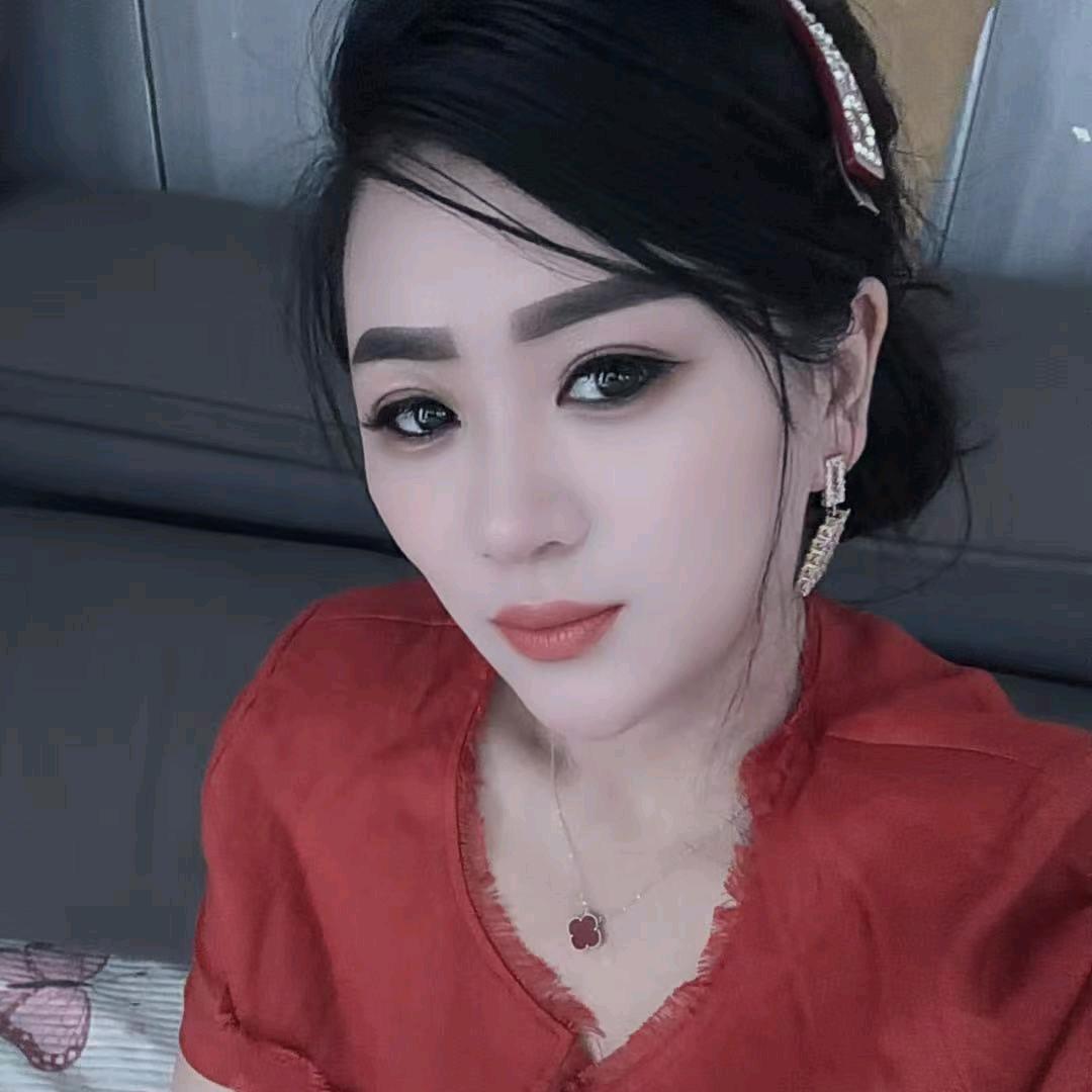 妞笑个