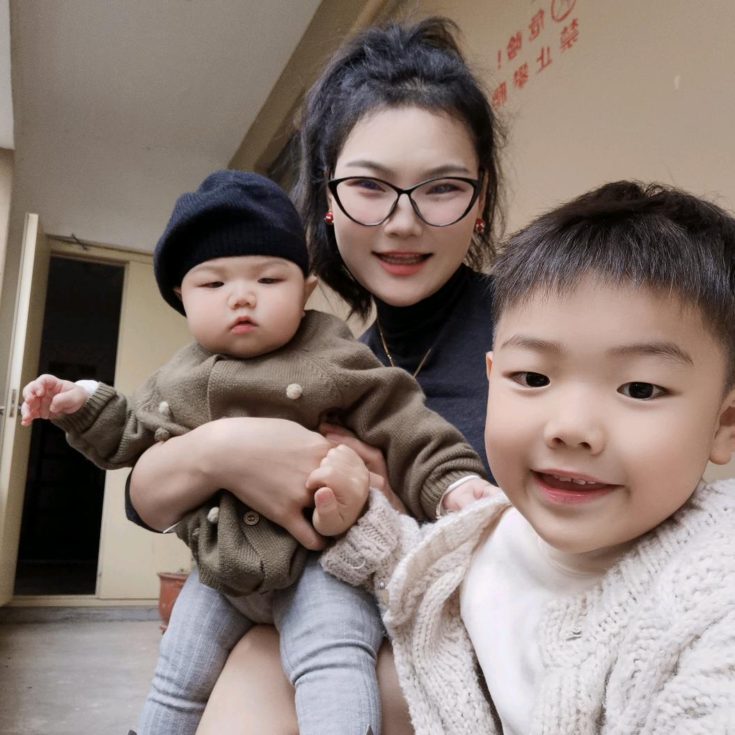 欢乐的嘟宝宝～