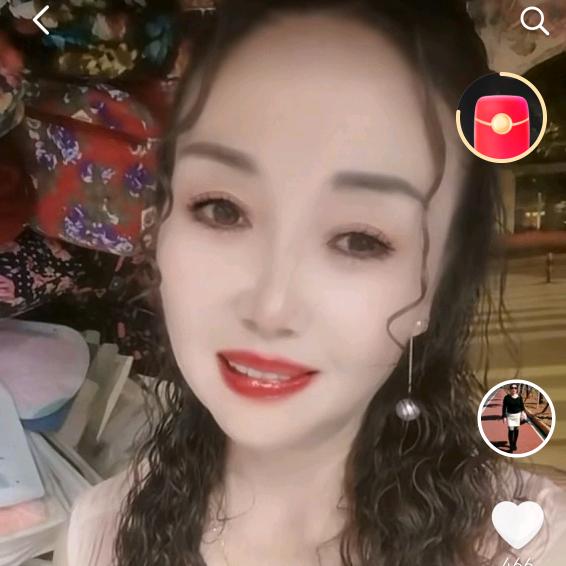 这个夏天我很芒化妆品店256号