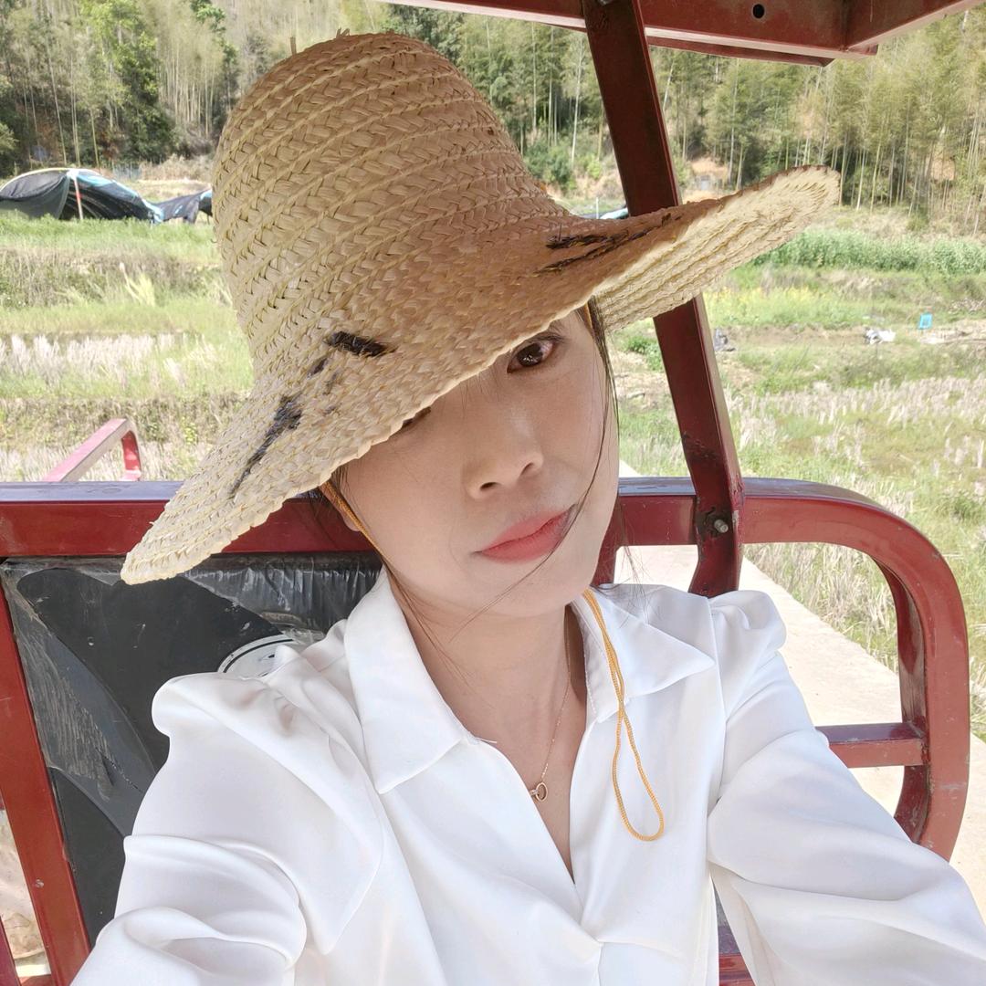 灵芝姑娘～小丽