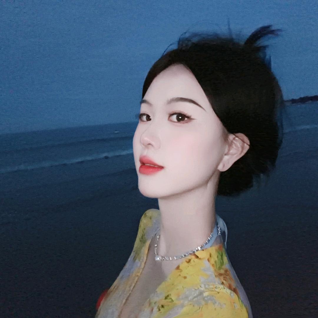 西伯利亚花果山蕾丝性感大母猴