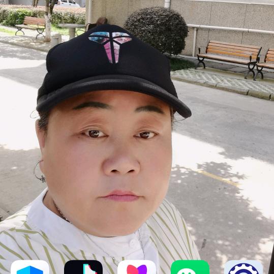 余生幸胡，满眼星陈