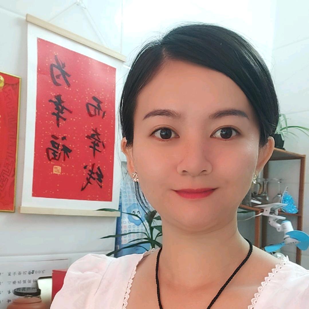 阿霞（家有8兄弟姐妹）