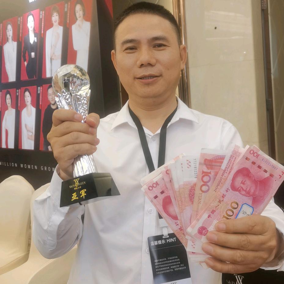 承接服装加工的阿三哥
