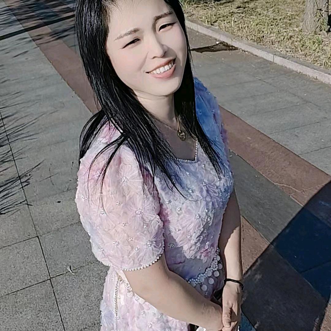二小姐云影