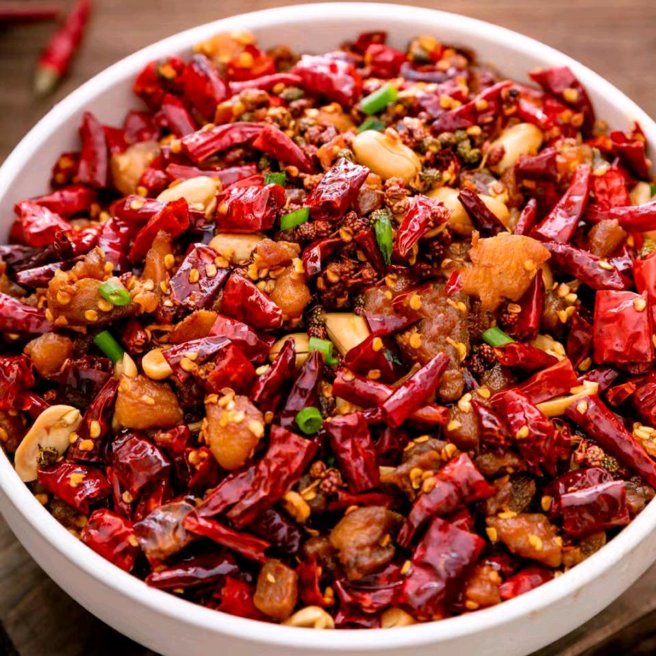 12号辣子鸡·土鸡焖饼·架子肉3元烧烤