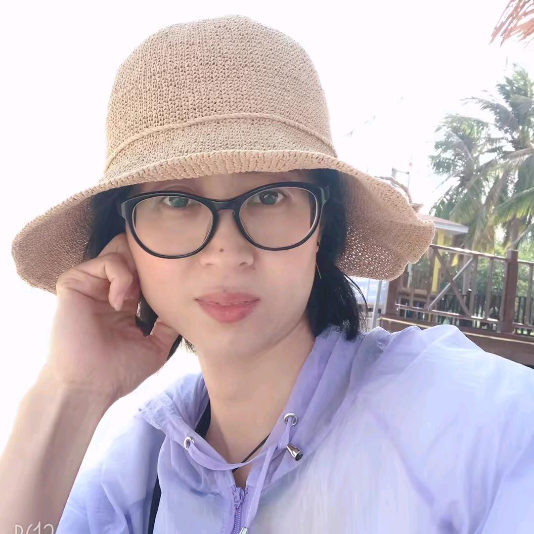 博妈小号(@博妈中午11:10开播)