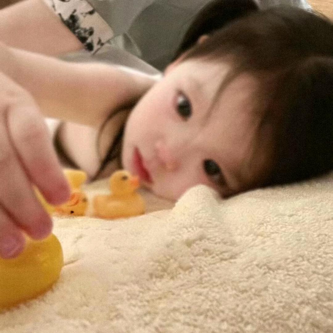 說反话.