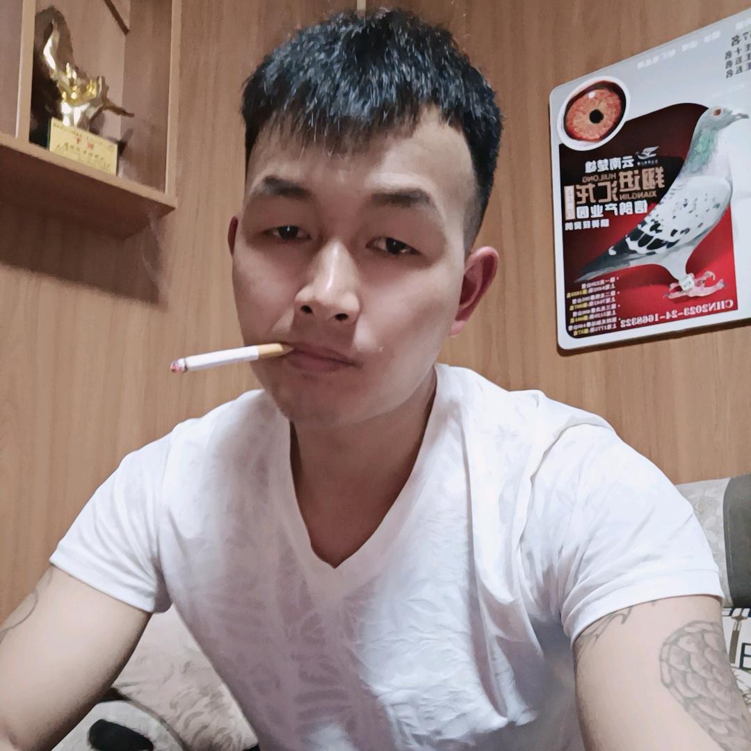 AAA胡维攀