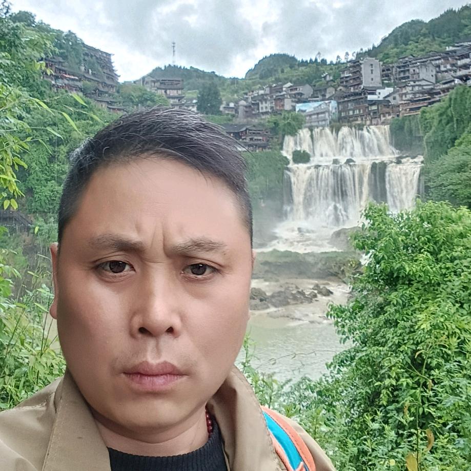 张家界森哥旅游