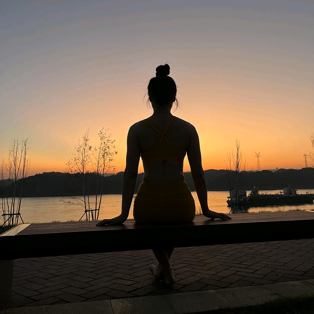 树皮亭的女主人瑜伽瑙力法（小号）