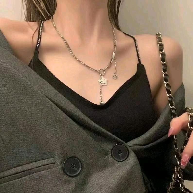猫女🐱