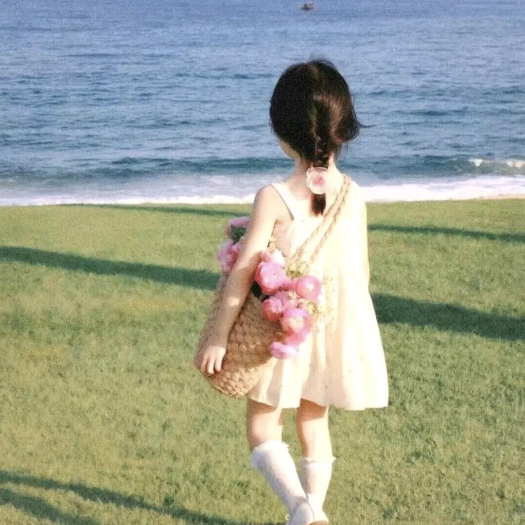 小困包ᥫᩣ头像