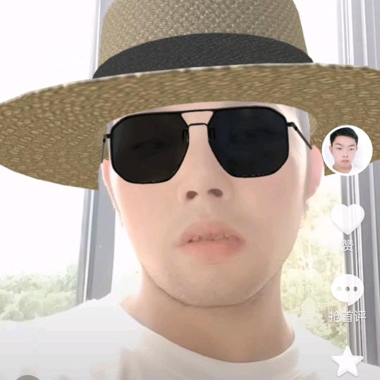 一个人的梦想，一天比一天难，难过一天