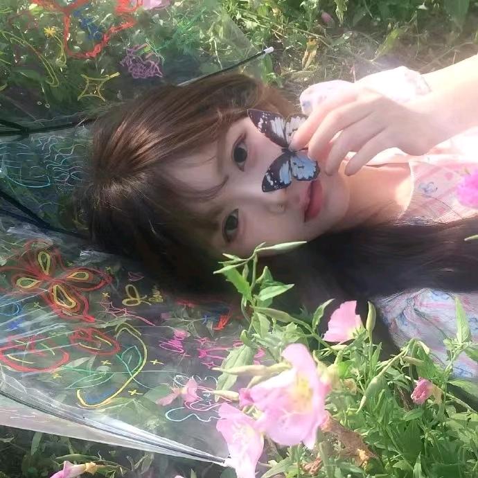 再睡五分钟ಥ_ಥ