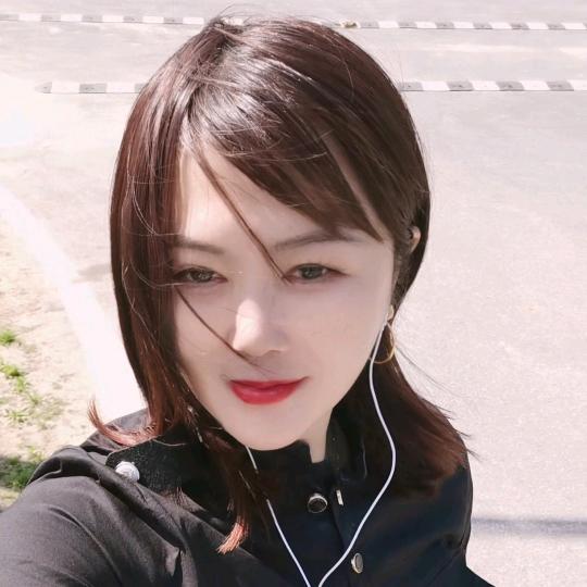 周周😻