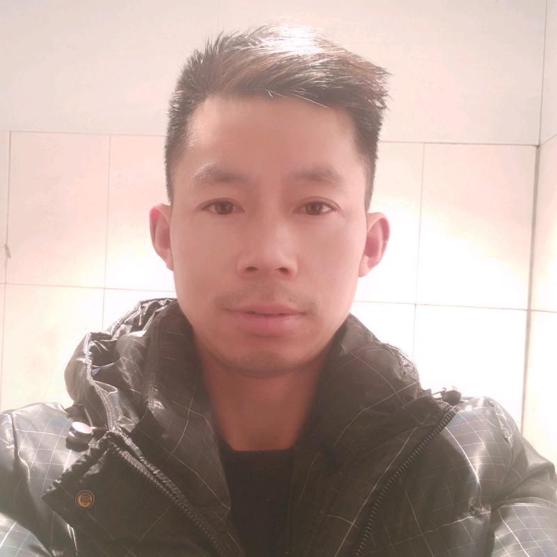 岑坤