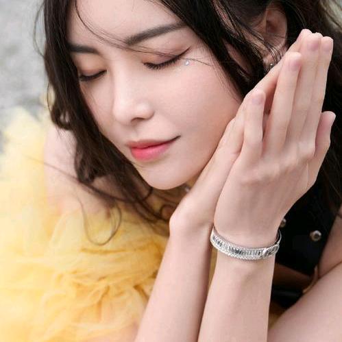 绿茶麦田