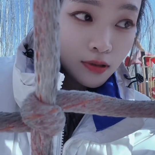 红绿灯的绿啊💋