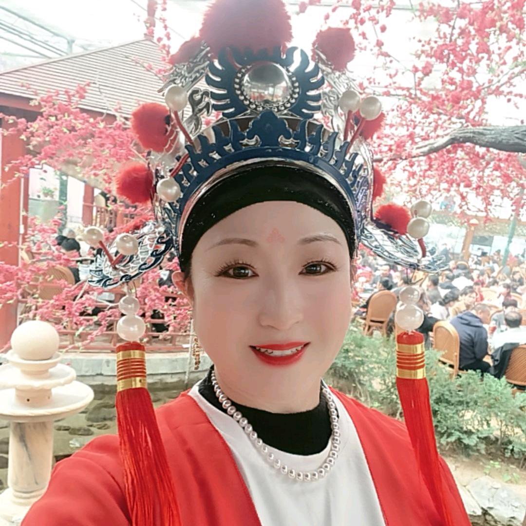 矿嫂红娘俏媒婆