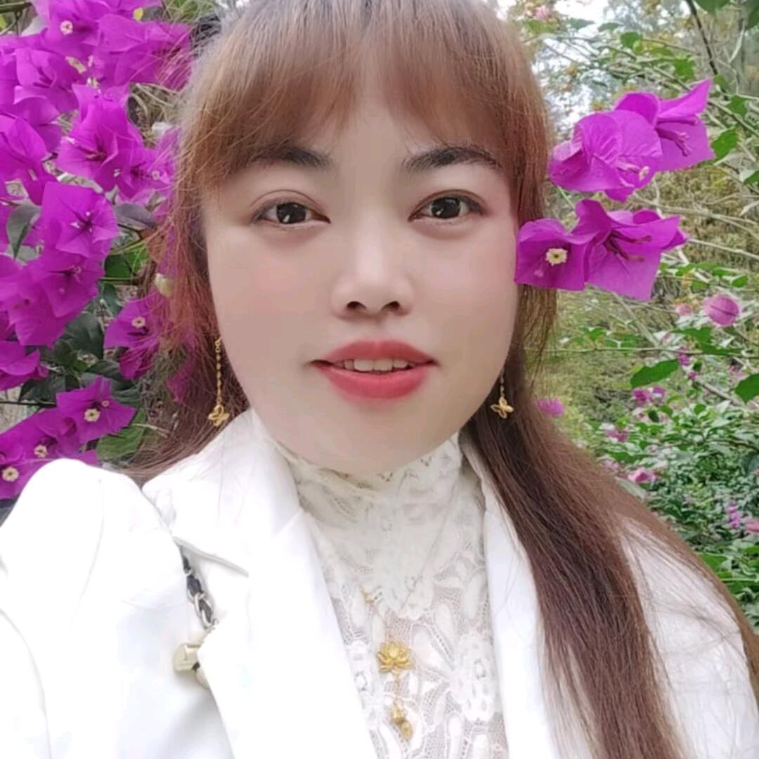 小魔女👑
