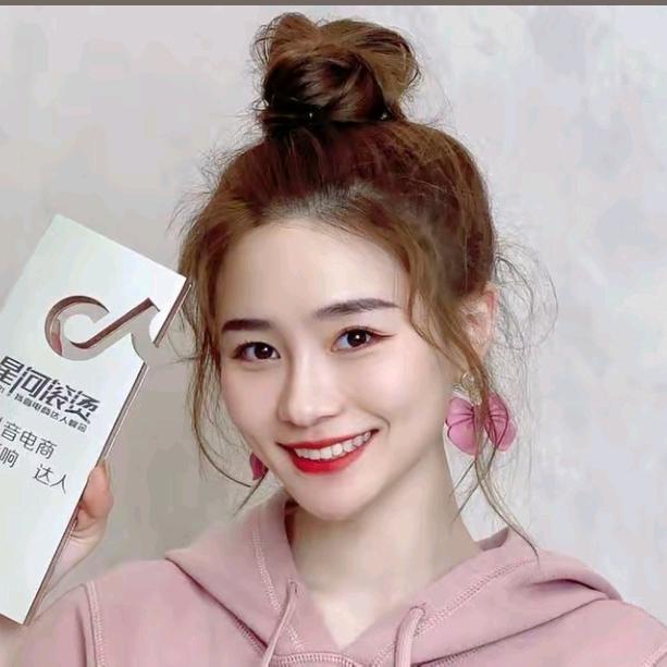 邱莹莹私服穿搭分享