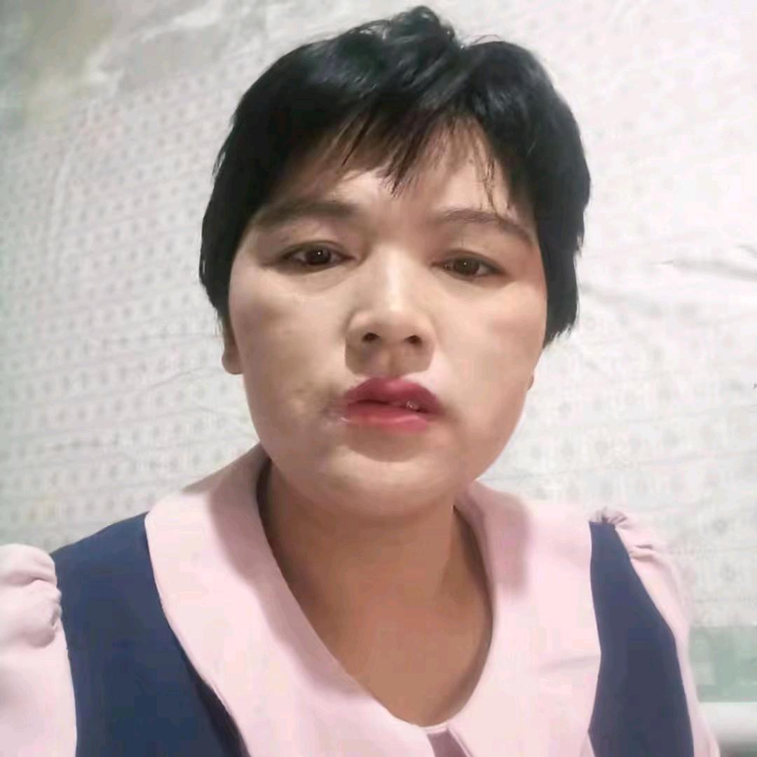 朱成英小号 每天晚上7点半直播