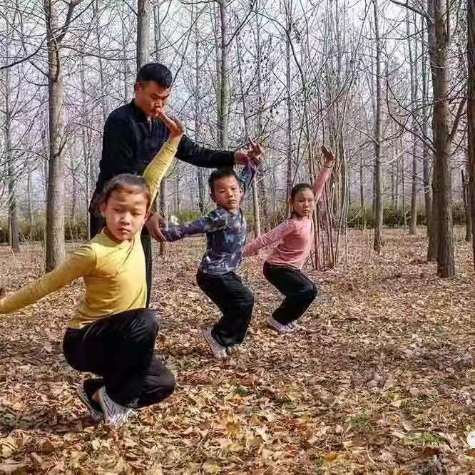三个孩子的父亲~刘龙